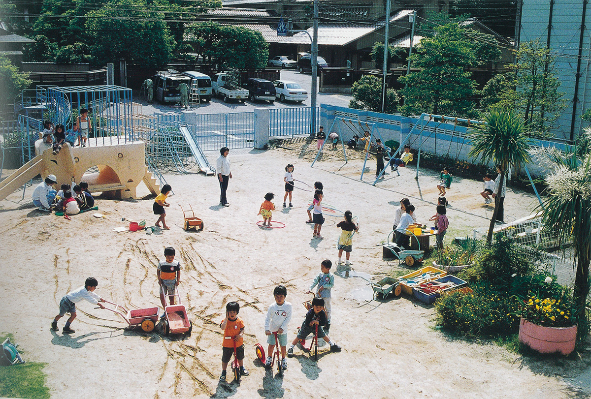 久松幼稚園児遊戯風景