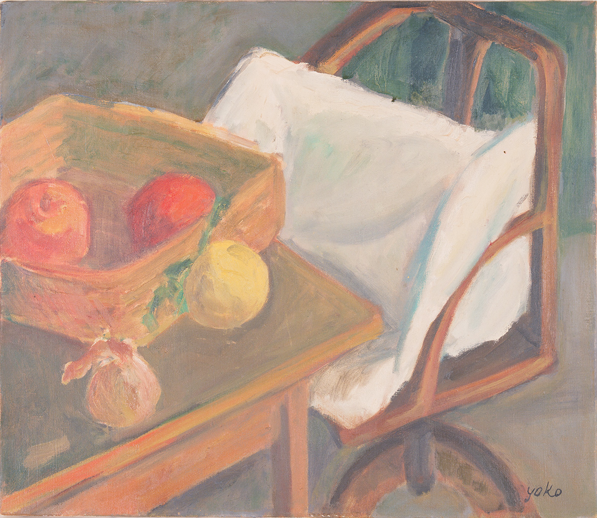 椅子と果物